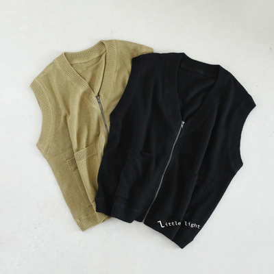 MHL马甲松弛感V领双口袋