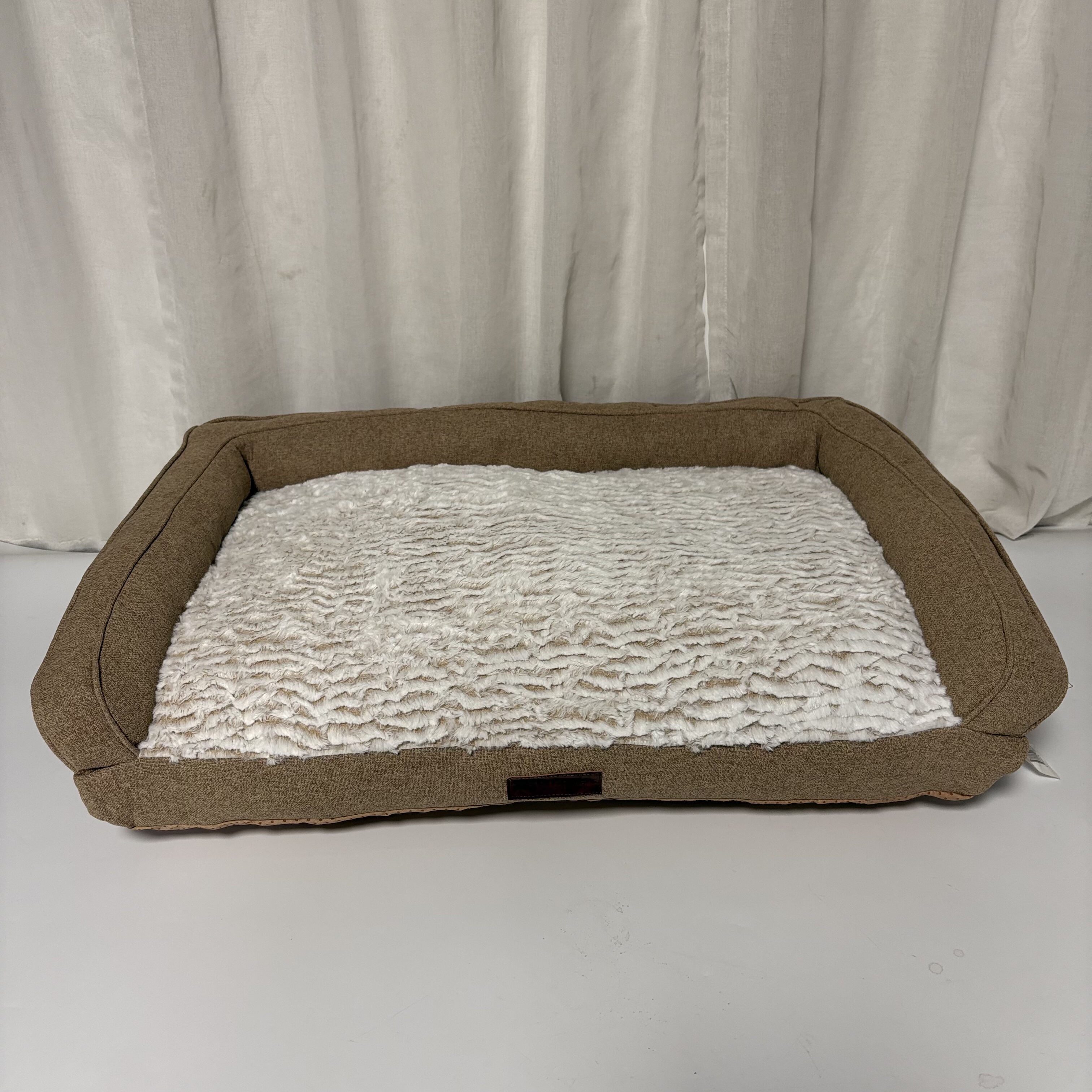 外贸出口尾单宠物窝猫狗通用冬季保暖加厚毛绒柔软舒适可拆洗