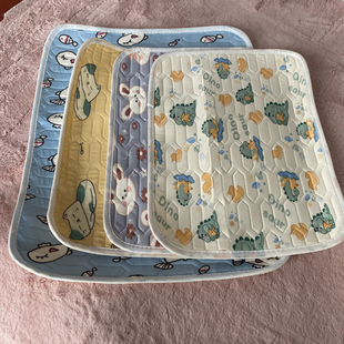 狗狗夏季防暑降温睡垫宠物猫咪睡觉凉垫狗窝地垫凉席