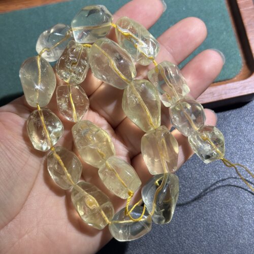 约17*24mm天然不规则柠檬晶随型散珠半成品DIY项链手链配珠饰品