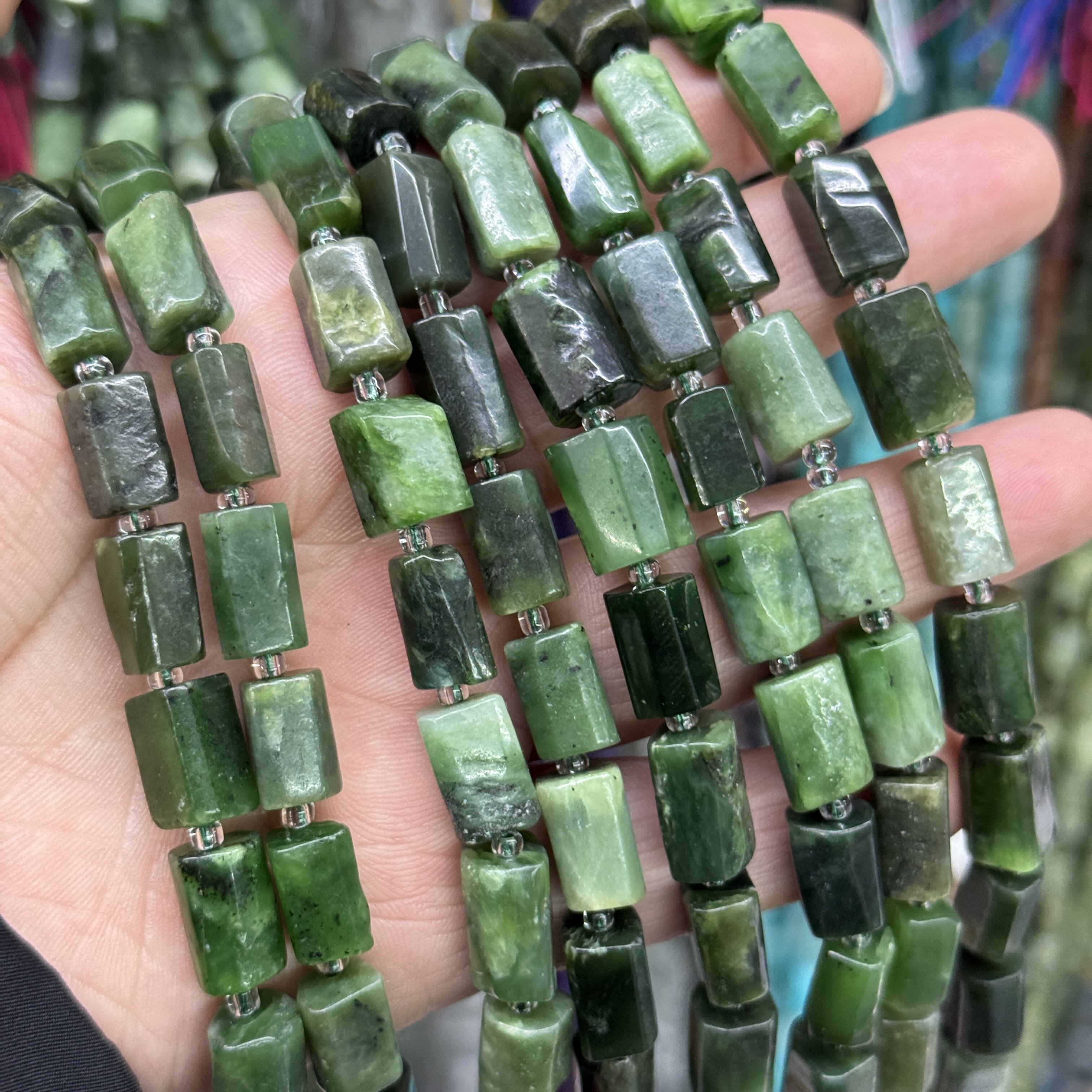 约8*12mm天然石加拿大碧玉圆珠管珠多棱半成品散珠Diy项链手链配