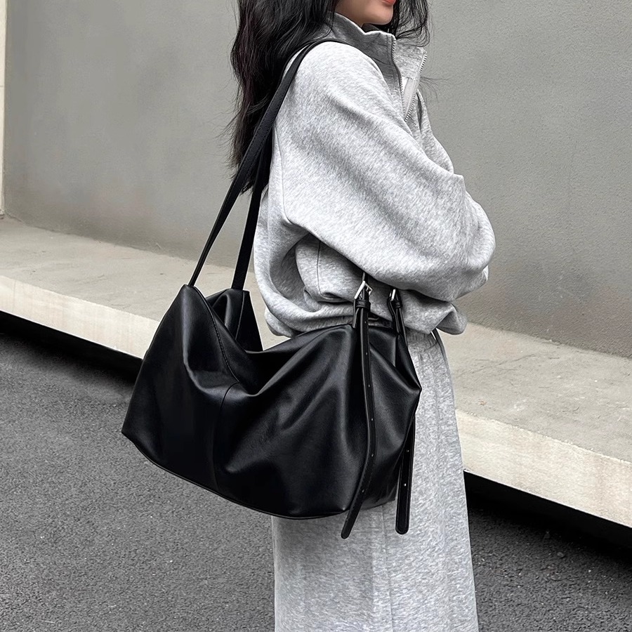 【正确版】慵懒风软面休闲大容量单肩斜挎包女日常通勤百搭托特包