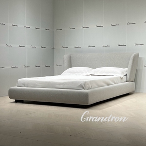 高端简约法式主卧床北欧极简布艺床样板房双人床港式轻奢高端大床