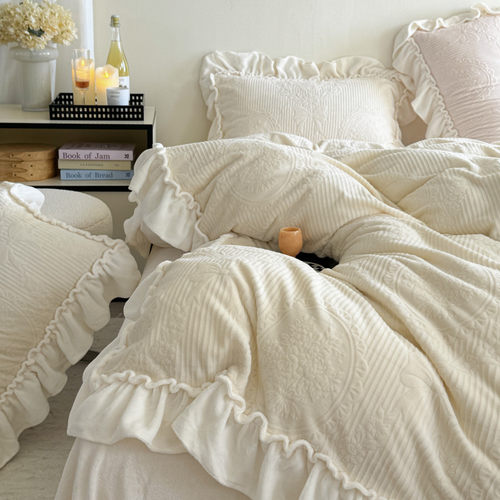 床单款四件套牛奶绒雕花款