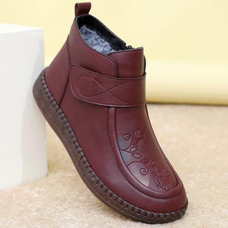 冬季老北京防水女棉鞋加绒保暖中老年高帮大码布鞋轻软底宽松女鞋