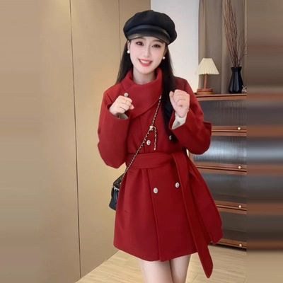 红色赫本风短款毛呢大衣外套女