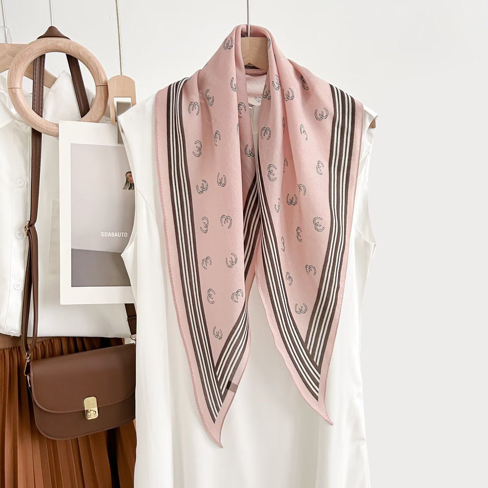 新款粉色气质桑蚕丝羊毛菱形巾小丝巾女夏季薄款外搭衬衫裙子送礼,服饰配件/皮带/帽子/围巾,围巾/丝巾/披肩,淘宝优惠券,粉丝福利购,淘宝优惠卷