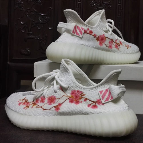 DIY球鞋定制冰淇淋白椰子鞋改色350手绘YEEZY粉色樱花涂鸦一枝花
