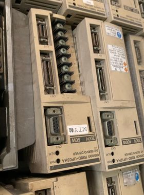 欧姆龙驱动器R88D-UP03HA R88D-UEP04H  R88D-UP12HA