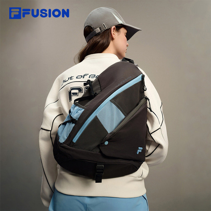 FILA FUSION斐乐官方情侣款挎包2026春新款创新潮流弓箭包斜挎包