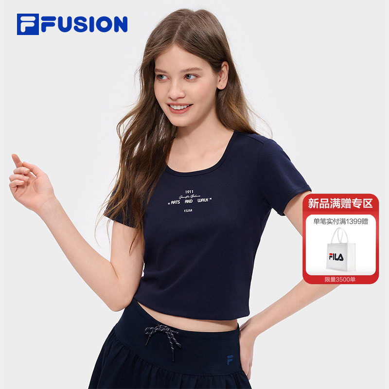 田曦薇同系列FILA FUSION斐乐潮牌女短袖衫2026夏新款