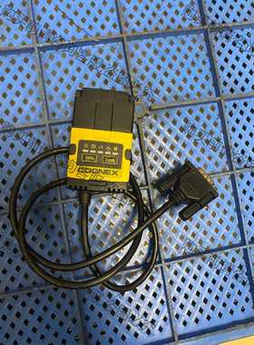 功能正常议价 康耐视DM152S读码器，成色如图