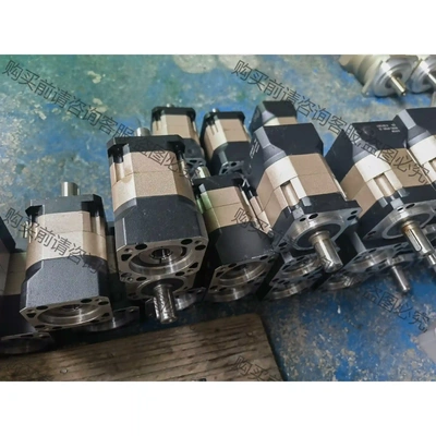 伺服电机400w高精度减速器，出入轴14 速比：一比二十 先议价 包