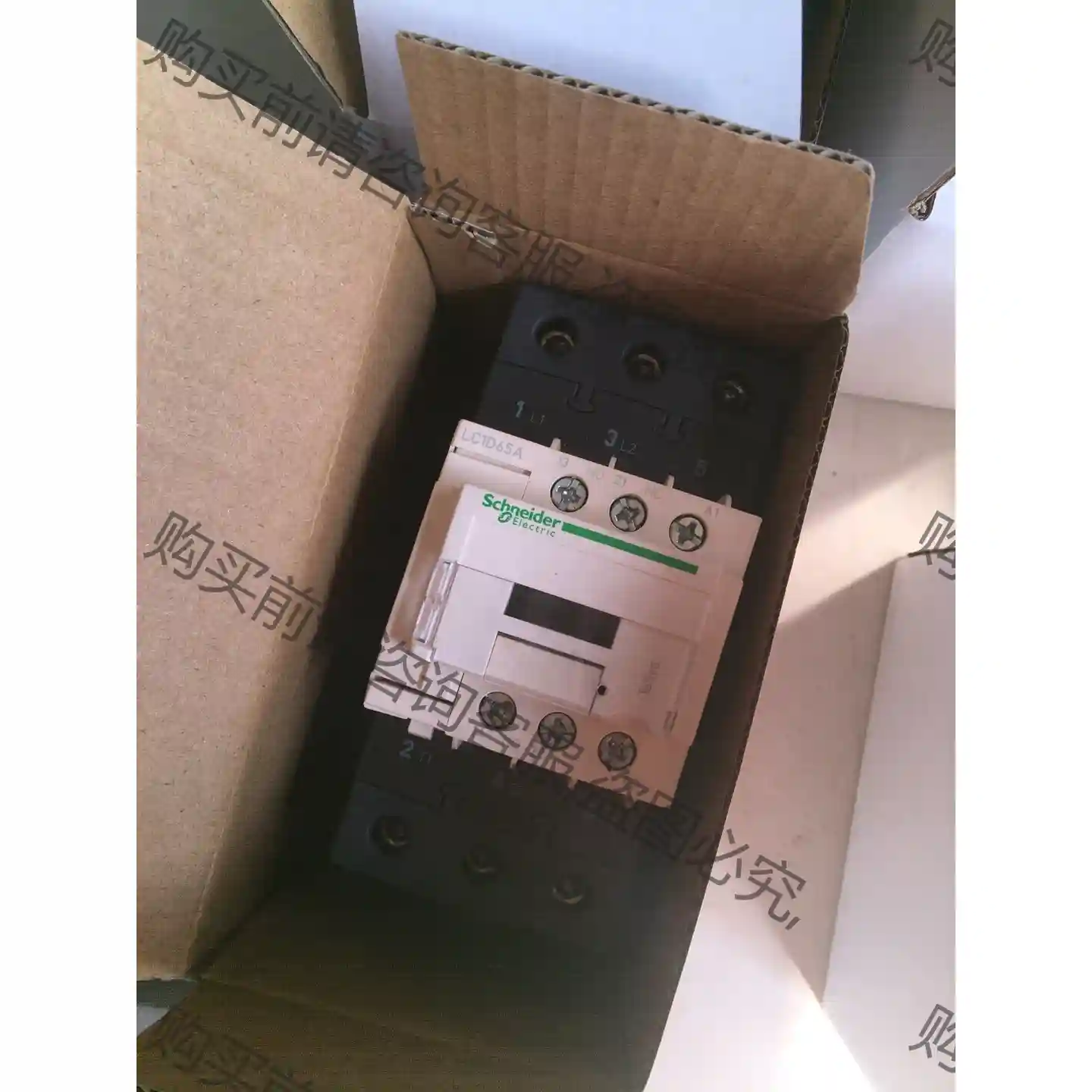 施耐de新款交流接触器LC1D40AM7C，成色99新的，共有 先议价 包上