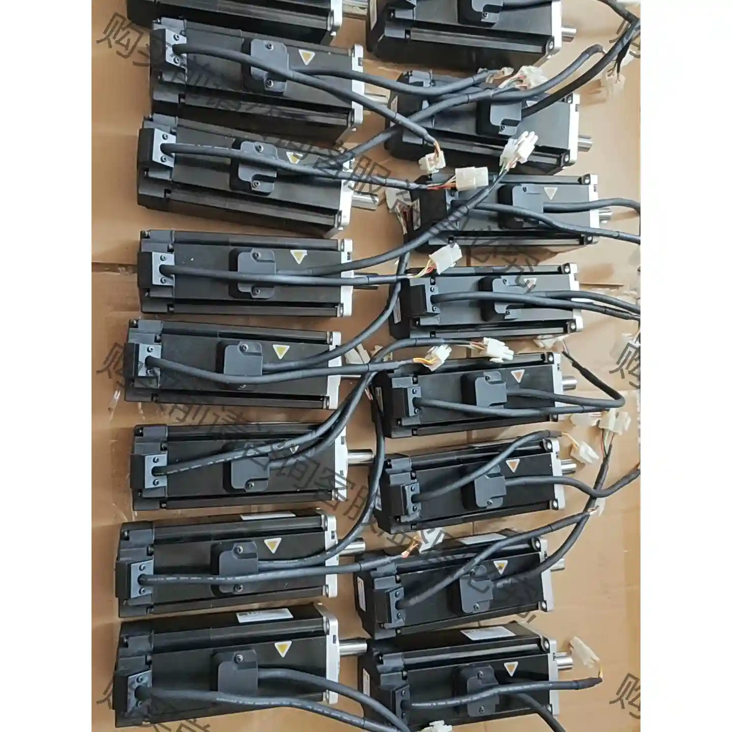 禾川伺服电机SV-X1MH040A-B2LA-0003 4 先议价 包上机好用