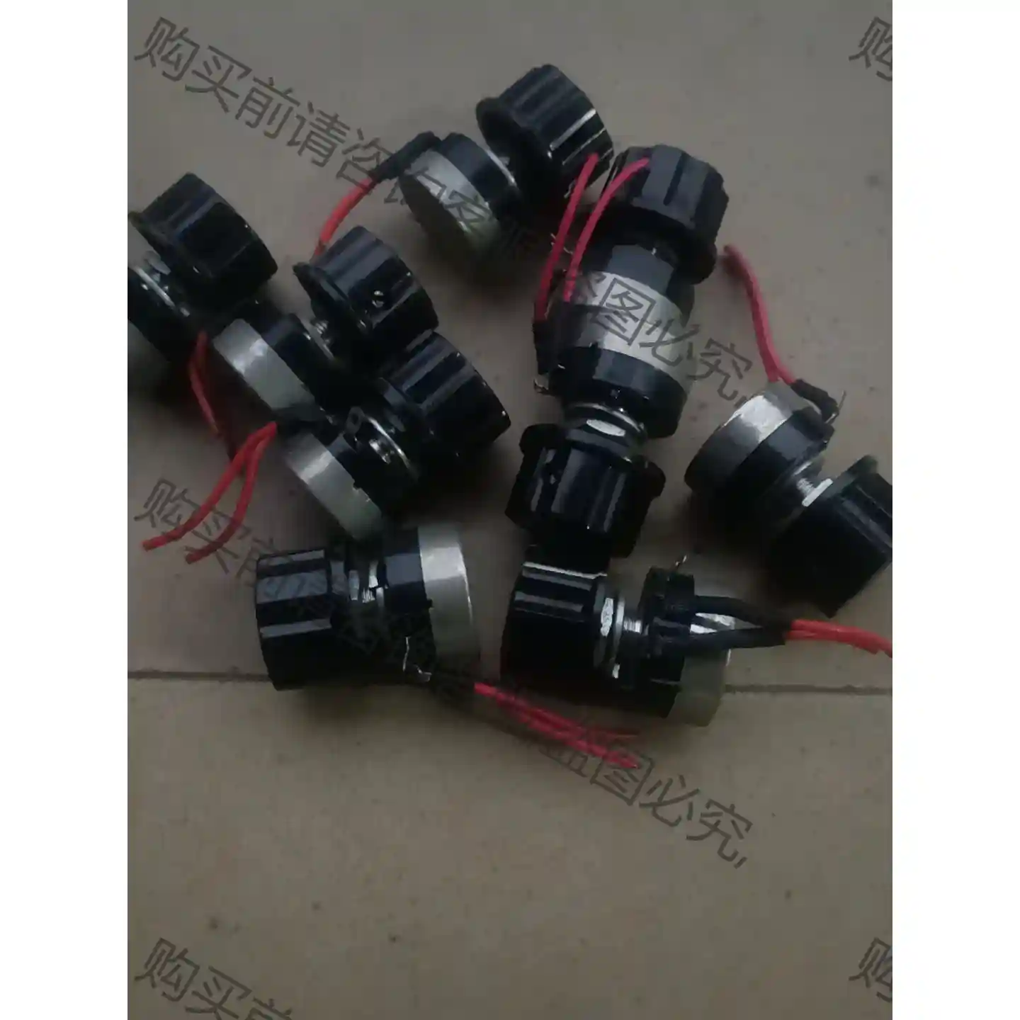 原装TOCOS单圈碳膜电位器RV24YN20S B204 先议价 包上机好用