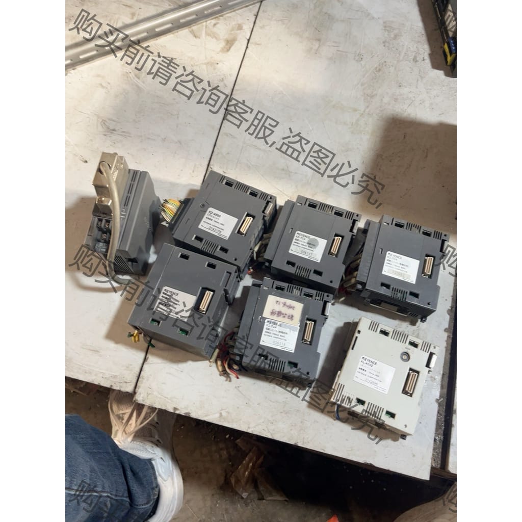 功能正常议价 基恩士KZ-A500一块，KZ-Tc4三块，KL-N20Z一