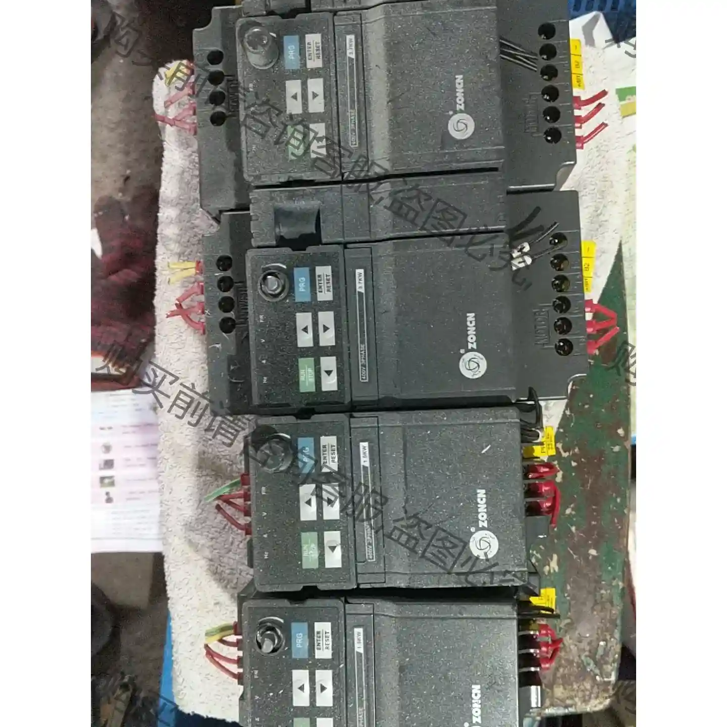 二手众辰拆机变频器Z2400系列，1。5千瓦的2个，3。7千 先议价 包