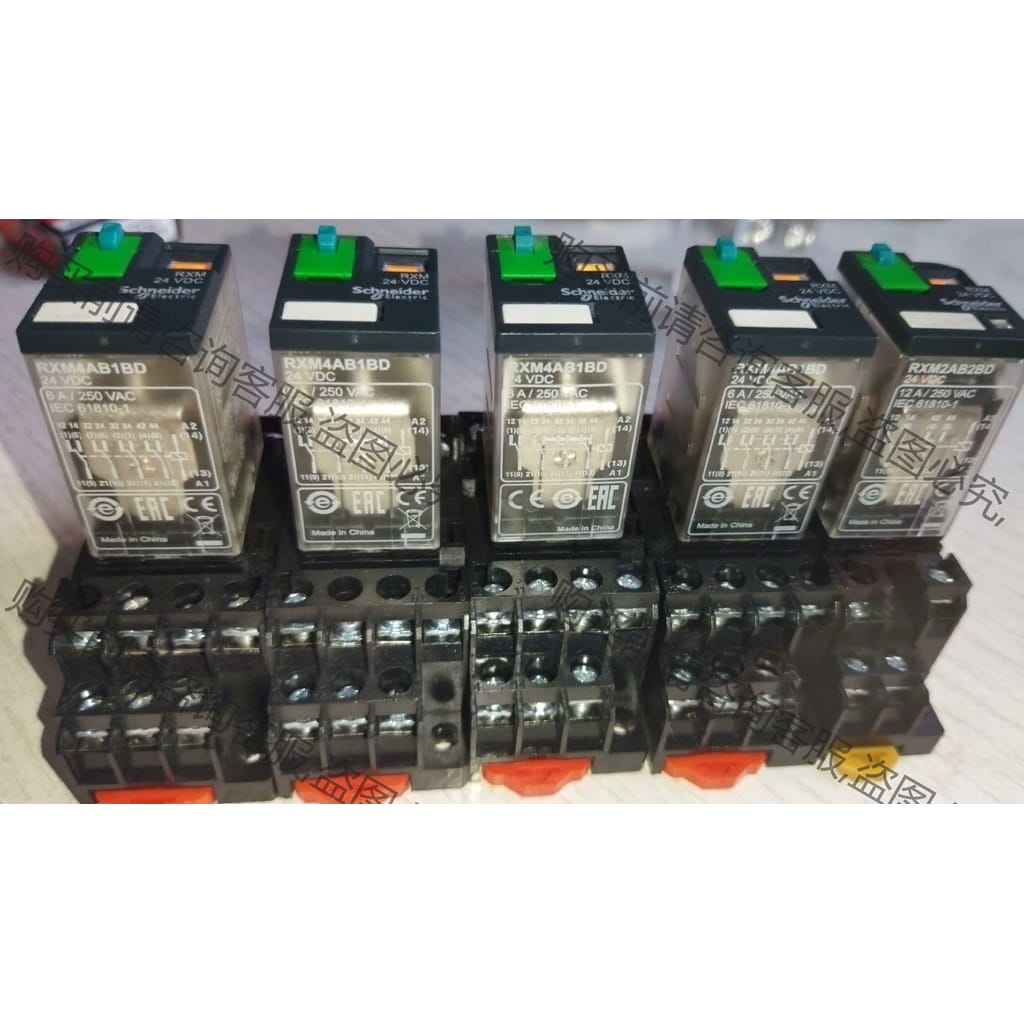 功能正常议价 施耐de继电器RXM4AB1BD(带基座RXZE1M4C)，4