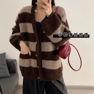 2025秋冬新浣熊绒条纹毛衣