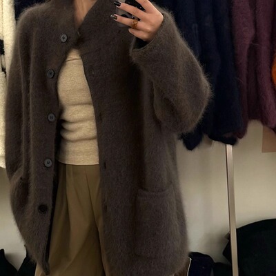 浣熊绒松弛风女宽松针织开衫