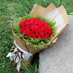 巴中市鲜花店速递礼物送生日白粉粉红玫瑰束18巴州区平昌通南江县