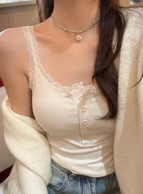 白色蕾丝美背吊带带胸垫女内搭2026夏新款绝美小背心打底外穿上衣