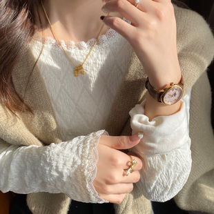 杏色蕾丝加绒加厚打底衫女内搭2026年秋冬季新款长袖气质修身上衣