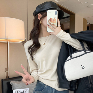 正肩内搭打底衫女2026早春新款杏色圆领长袖T恤修身显瘦纯棉上衣