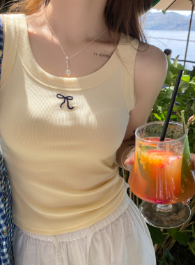 黄色吊带小背心女士内搭外穿2026春夏新款无胸垫宽肩绝美大码上衣