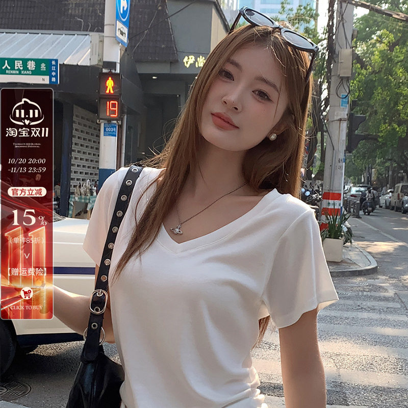 龙妹家白色V领正肩短袖T恤女2026夏秋修身显瘦特别漂亮的掐腰上衣