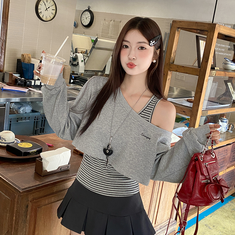 灰色斜肩长袖T恤条纹背心套装女