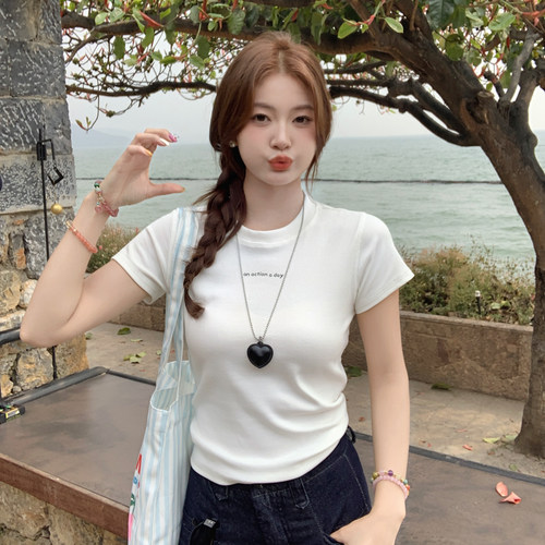 龙妹家白色圆领正肩短袖T恤女2026夏新款设计感印花修身显瘦上衣 - 封面