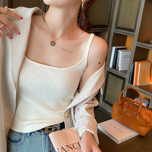 【方领针织小吊带】纯欲修身佰搭