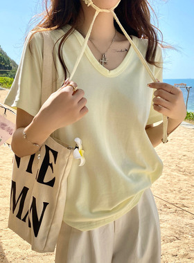 黄色V领宽松短袖T恤女装2026春夏新款薄款绝美大领口正肩白色上衣
