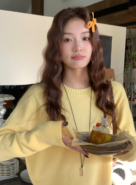 黄色加厚羊绒打底衫毛衣女内搭2025新款冬季穿搭高级慵懒针织上衣