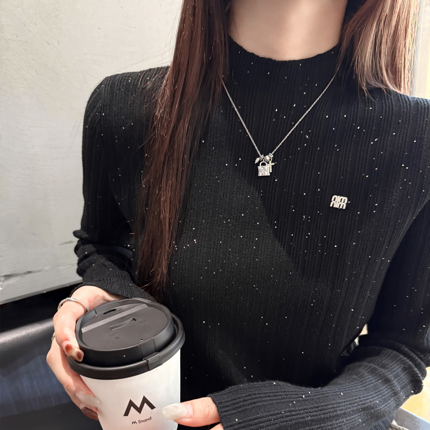 【高级感内搭】黑色半高领打底衫