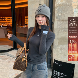 灰色加绒打底衫女士保暖内搭2026秋冬修身T恤磨毛加厚长袖上衣