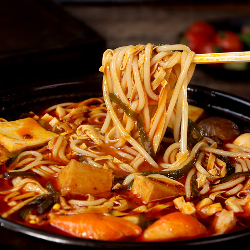 东北正宗黏糊米线速食带料砂锅麻辣方便袋装过桥米线米粉特浓真空