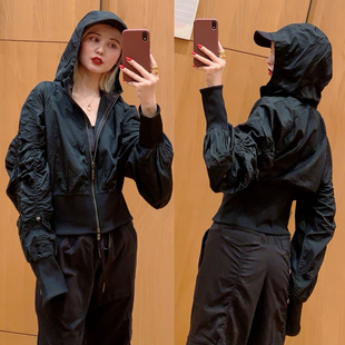 Ruched Ribbed Waist女褶皱螺纹短款运动外套 酷飒风连帽夹克外套