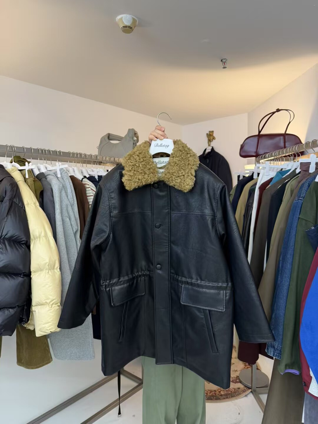 BELLATAG正版冬季新款 毛领内胆都可拆卸加棉皮衣外套女