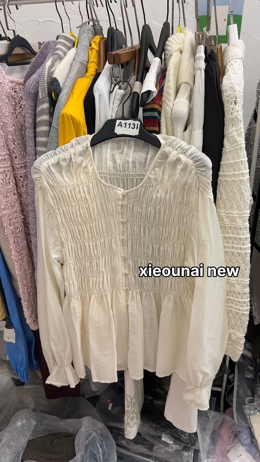 谢欧奈实体店新款 褶皱设计很好穿的衬衫女