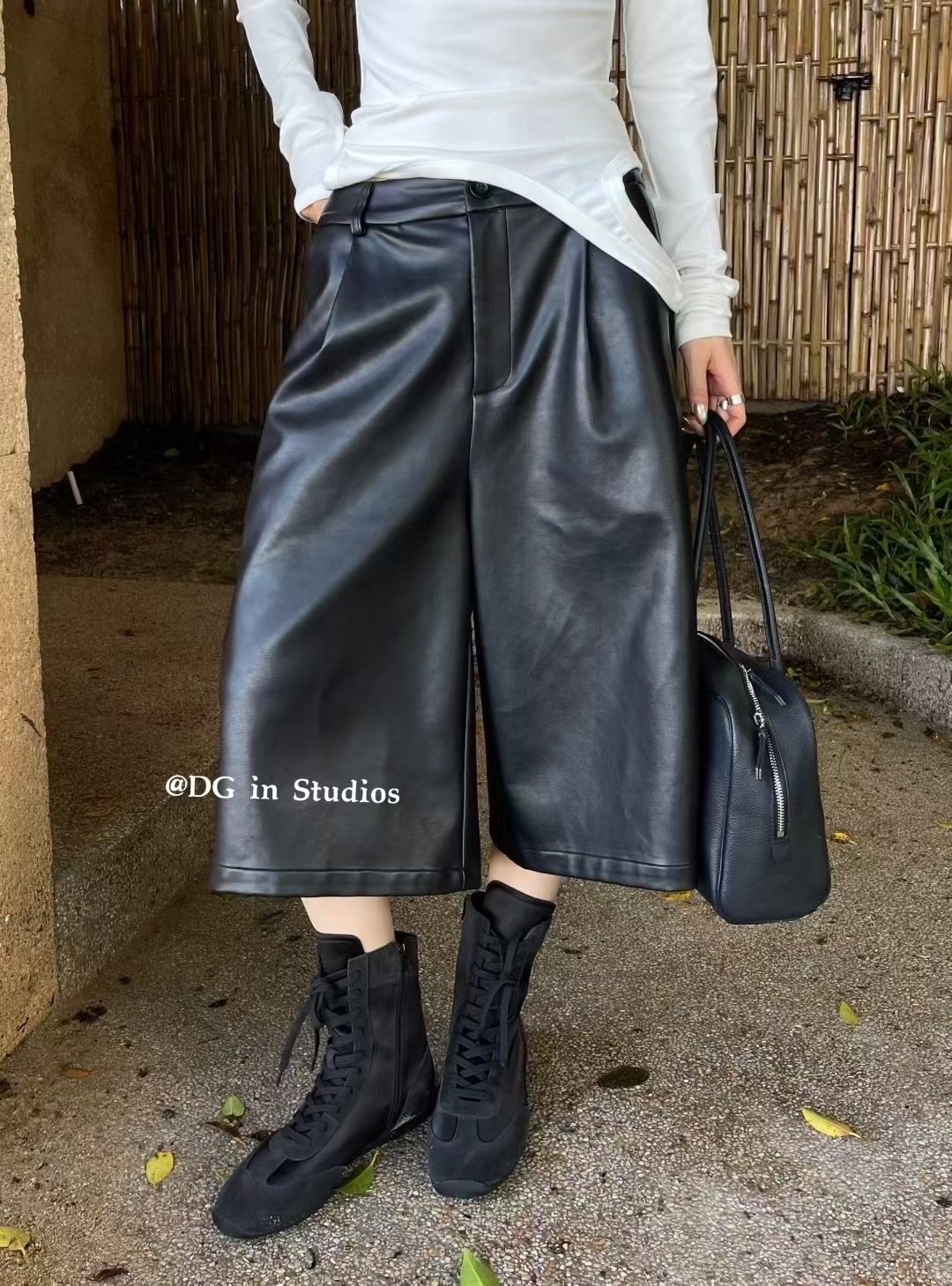 十三行DG正版 早秋新款百搭黑色皮中裤女