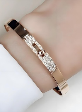 高版本kelly猪鼻子半钻H家手镯