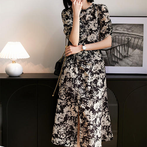 BURBBOLE/巴博利收腰桑蚕丝裙子