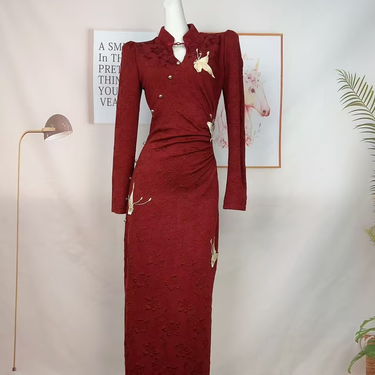 凌茜恣禾红色新中式改良旗袍女早秋订婚长袖提花针织收腰连衣裙