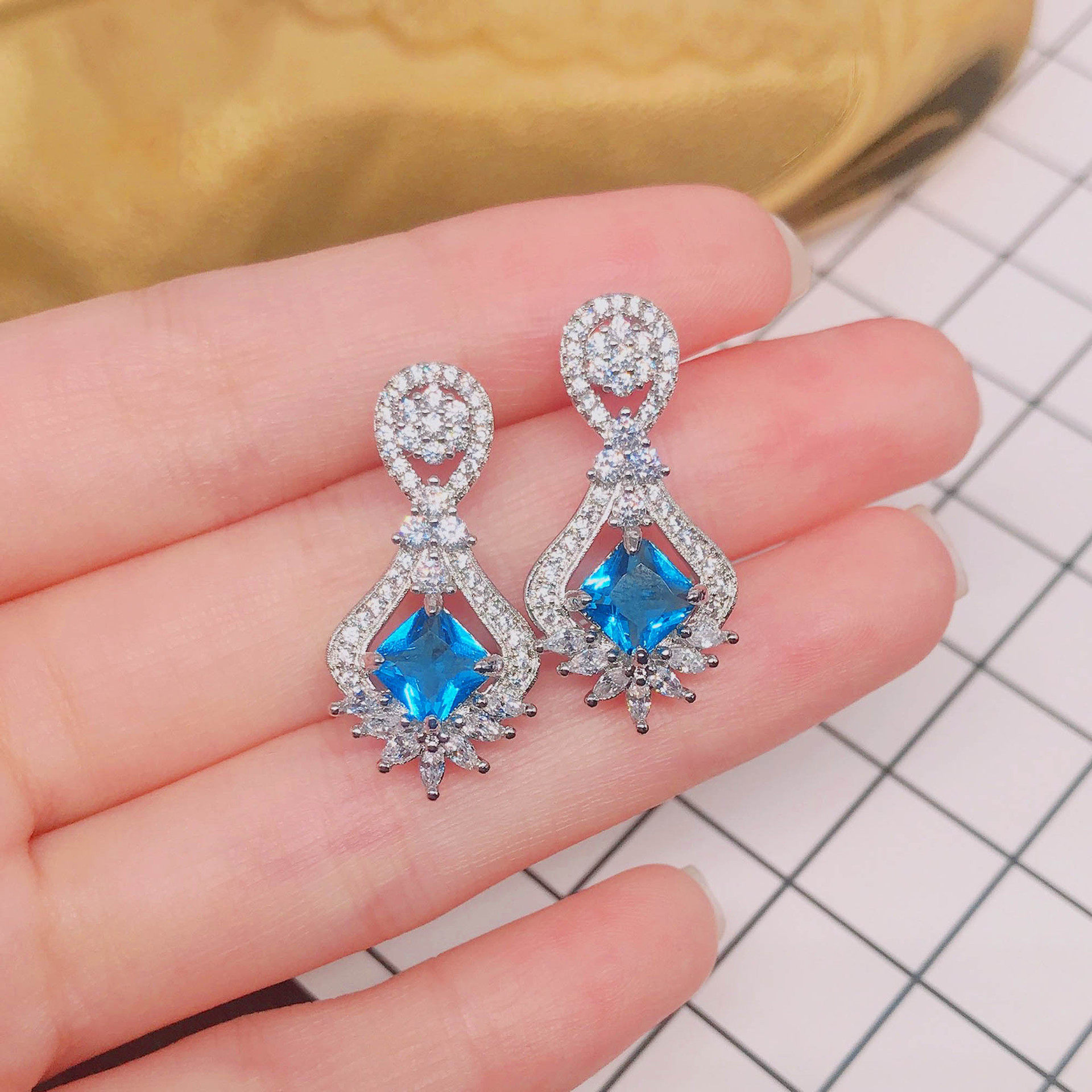 直播925银仿真公主方形阿斯切黄钻耳钉 奢华满钻阿盖尔粉钻耳饰女