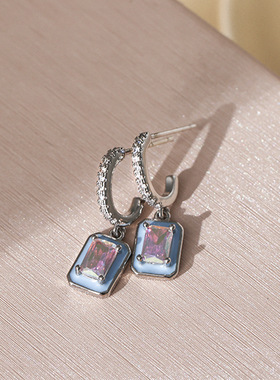 罗颖同款极光小冰糖项链小众设计高级感梦幻方形耳钉轻奢饰品套装