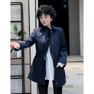 今年流行爆款冲锋衣外套女秋冬休闲宽松百搭户外通勤立领防风衣