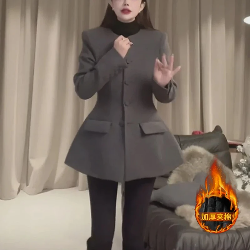 气质显瘦小蛮腰加棉西装外套女2025秋冬季新款休闲夹棉加厚毛呢